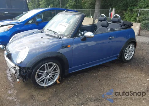 2006 Mini Cooper z USA, uszkodzony, nr VIN WMWRF33526TF63752